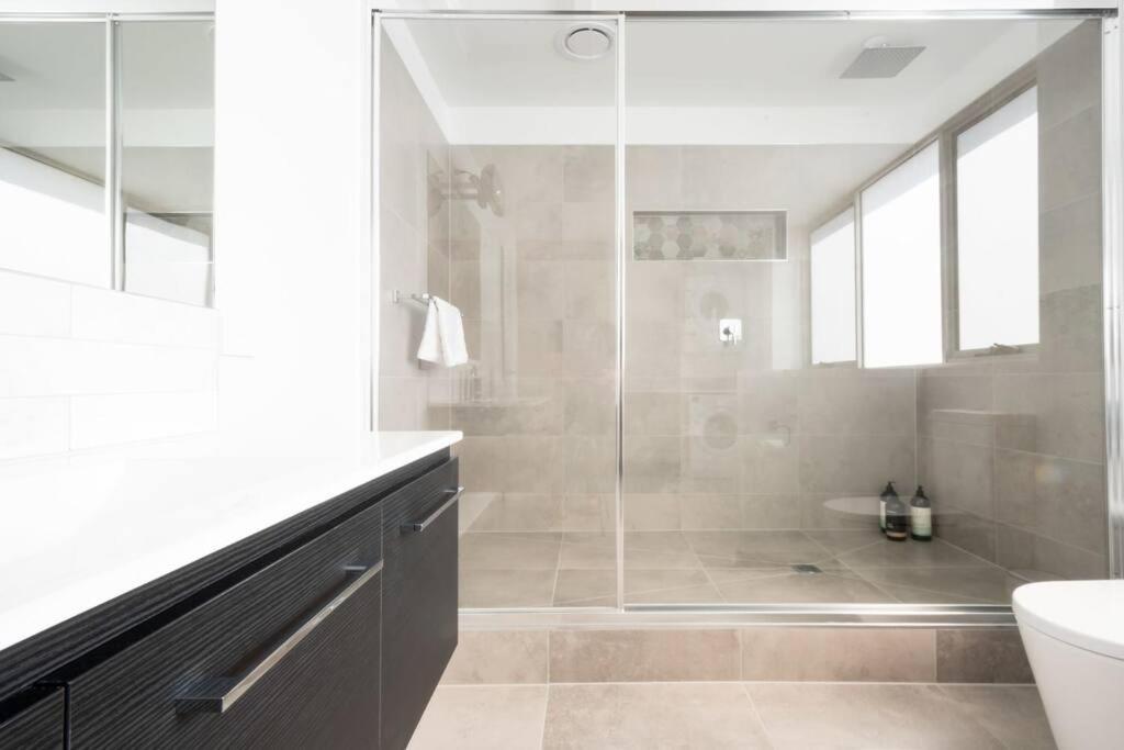 Central Modern 2 Bedroom With Wifi Лонсестон Экстерьер фото