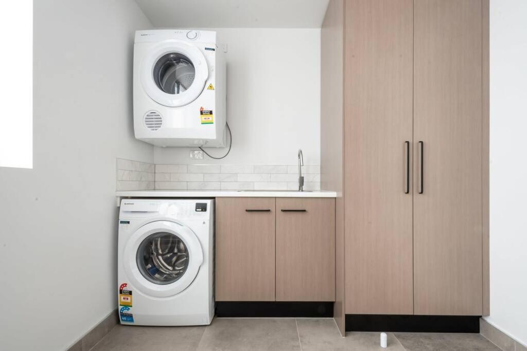 Central Modern 2 Bedroom With Wifi Лонсестон Экстерьер фото