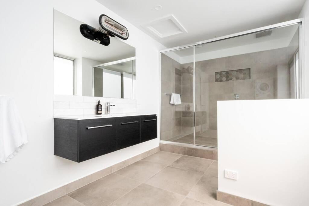 Central Modern 2 Bedroom With Wifi Лонсестон Экстерьер фото