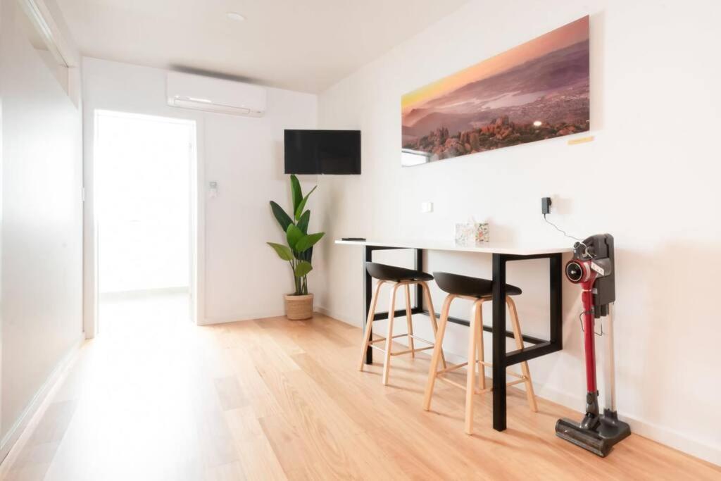 Central Modern 2 Bedroom With Wifi Лонсестон Экстерьер фото